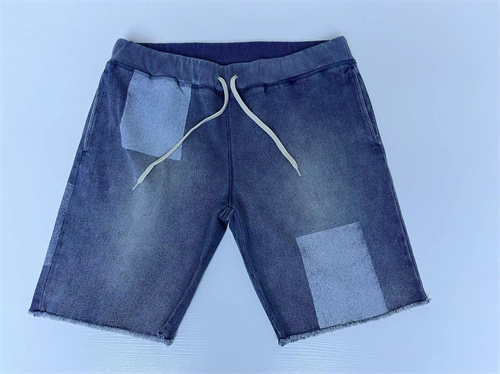 男装